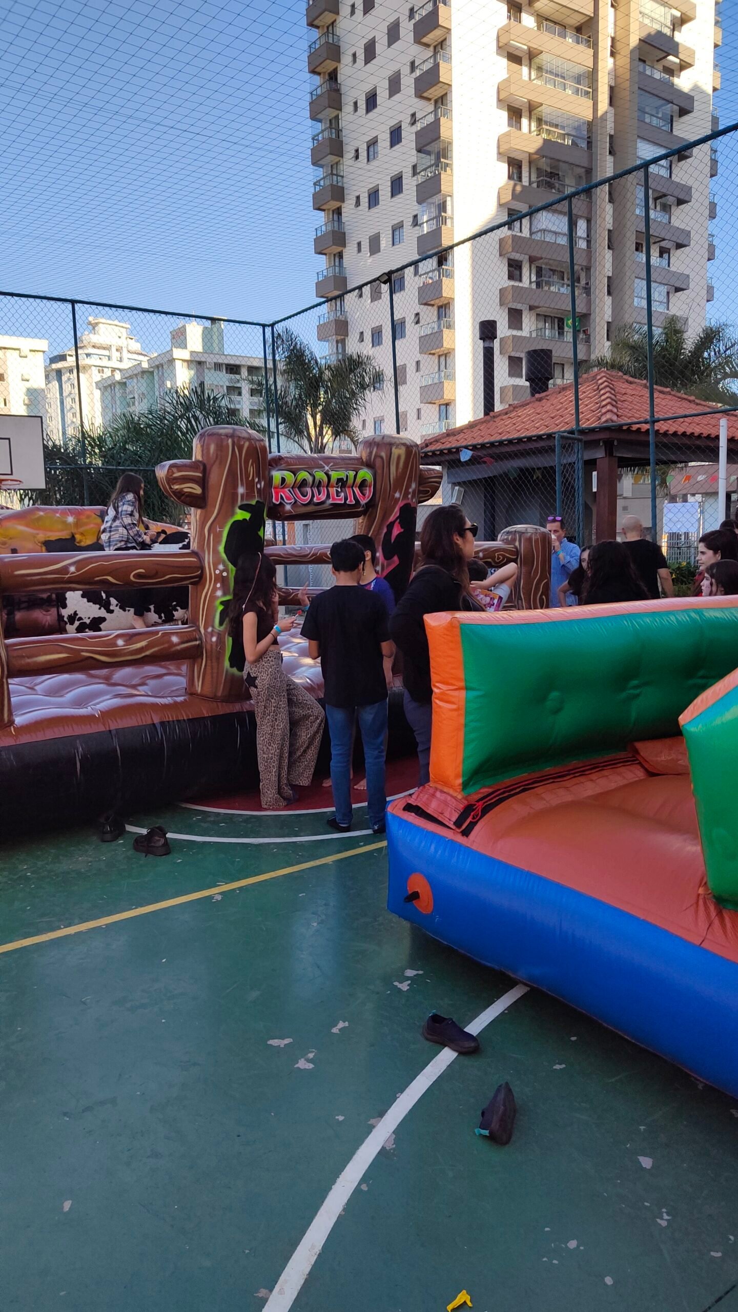 Festa com brinquedos Anime Brinque
